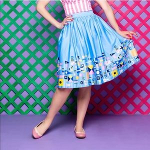 🖤PUG Dapper Day Flags Bella Skirt L NWT